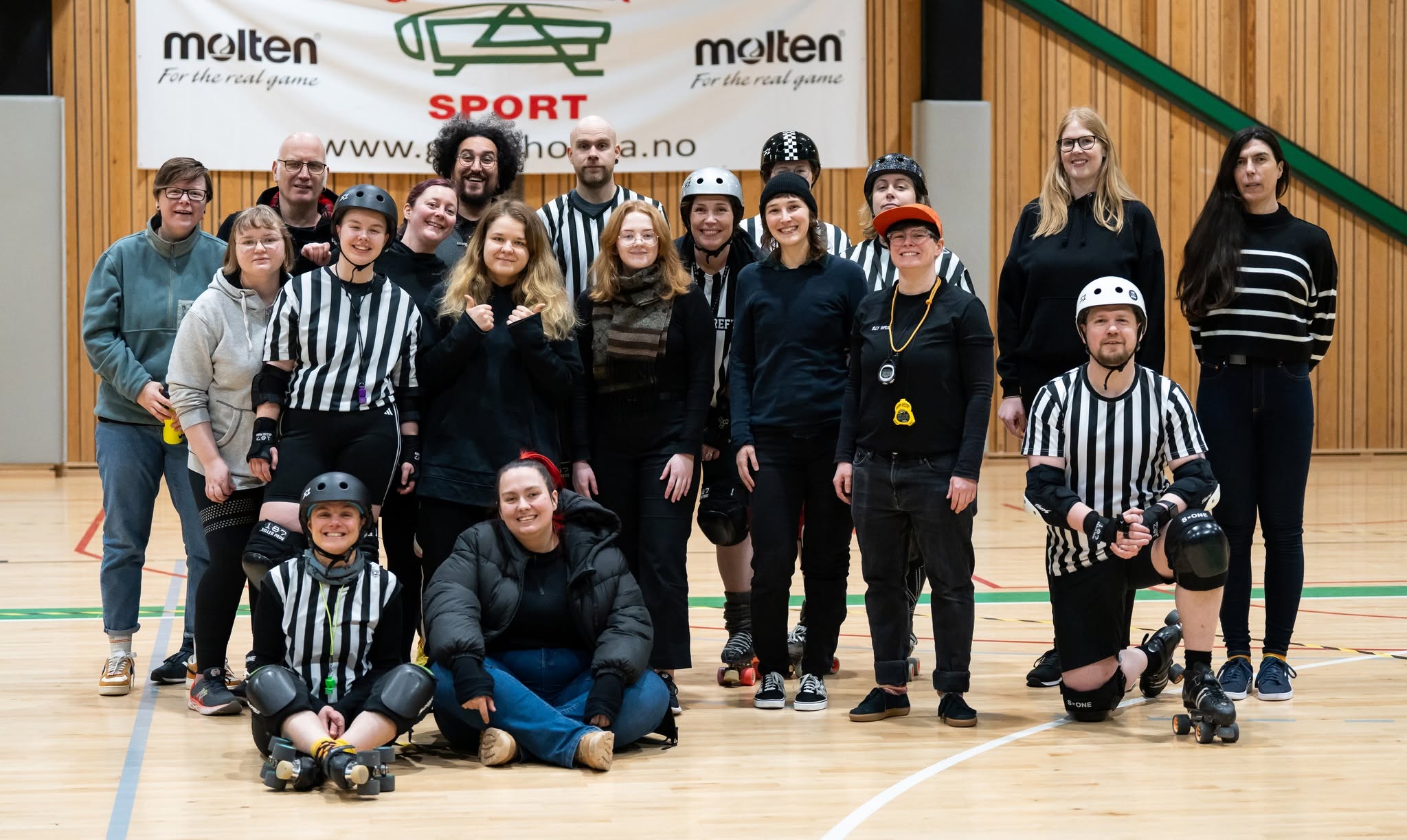 Oslo Roller Derby officials crew